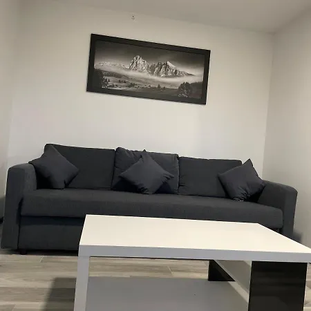 Apartma Oasis Garden Sencur