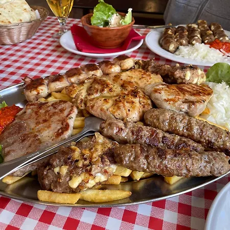 アパート Oasis Garden Šenčur