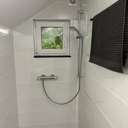 Oasis Garden Apartment Sencur